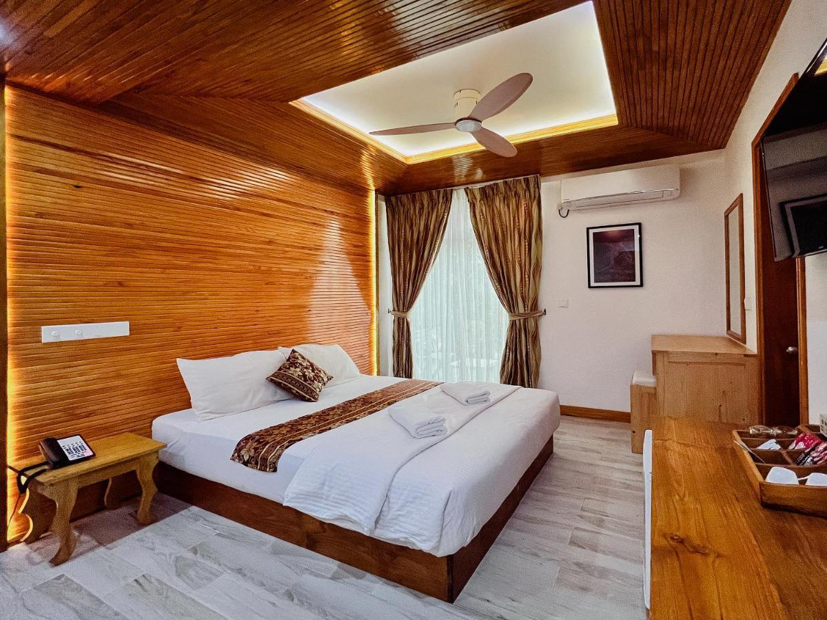 Perla Hotel 4*